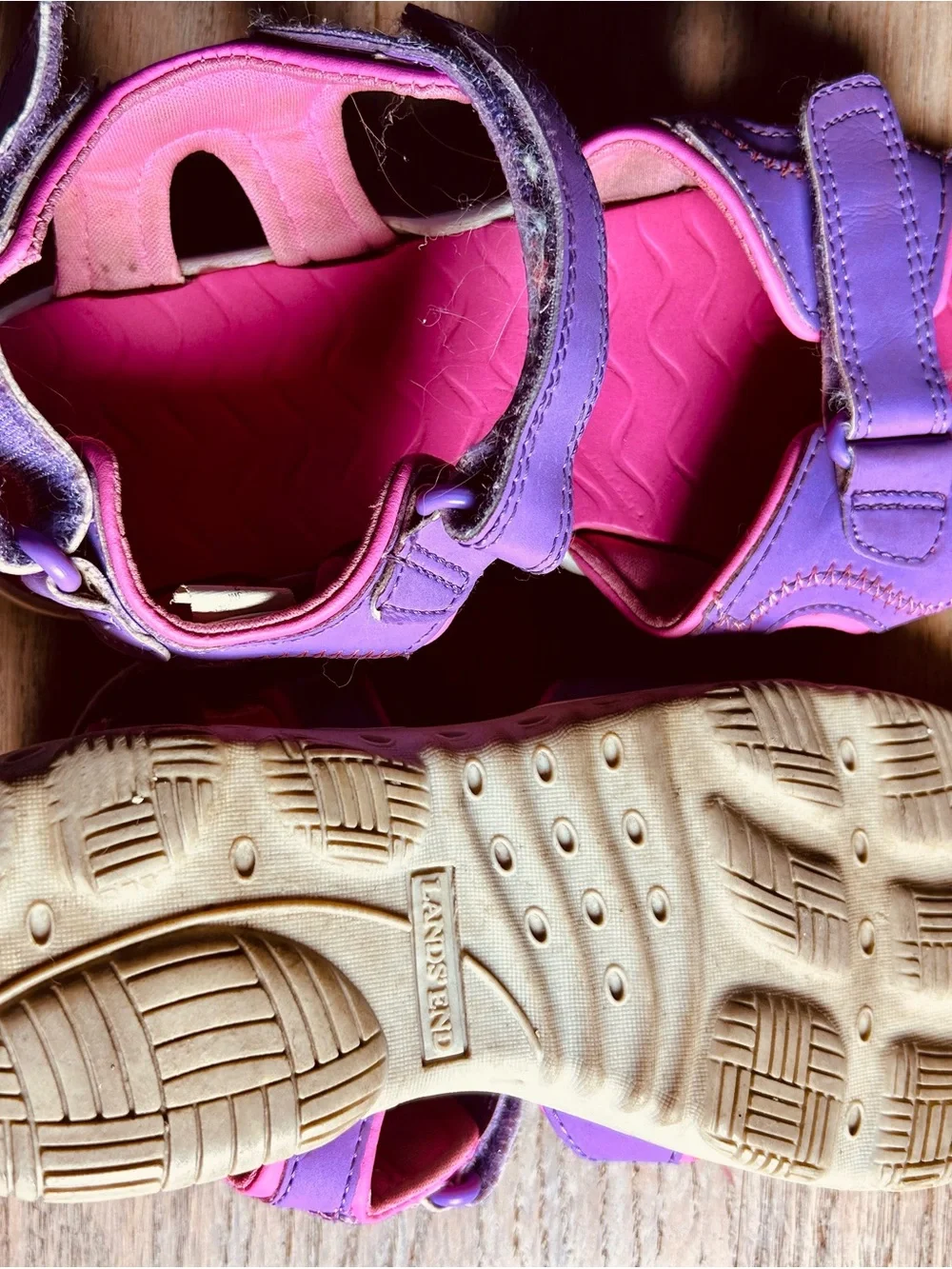 Lands’ End girls water shoes in purple and pink, youth size US 2